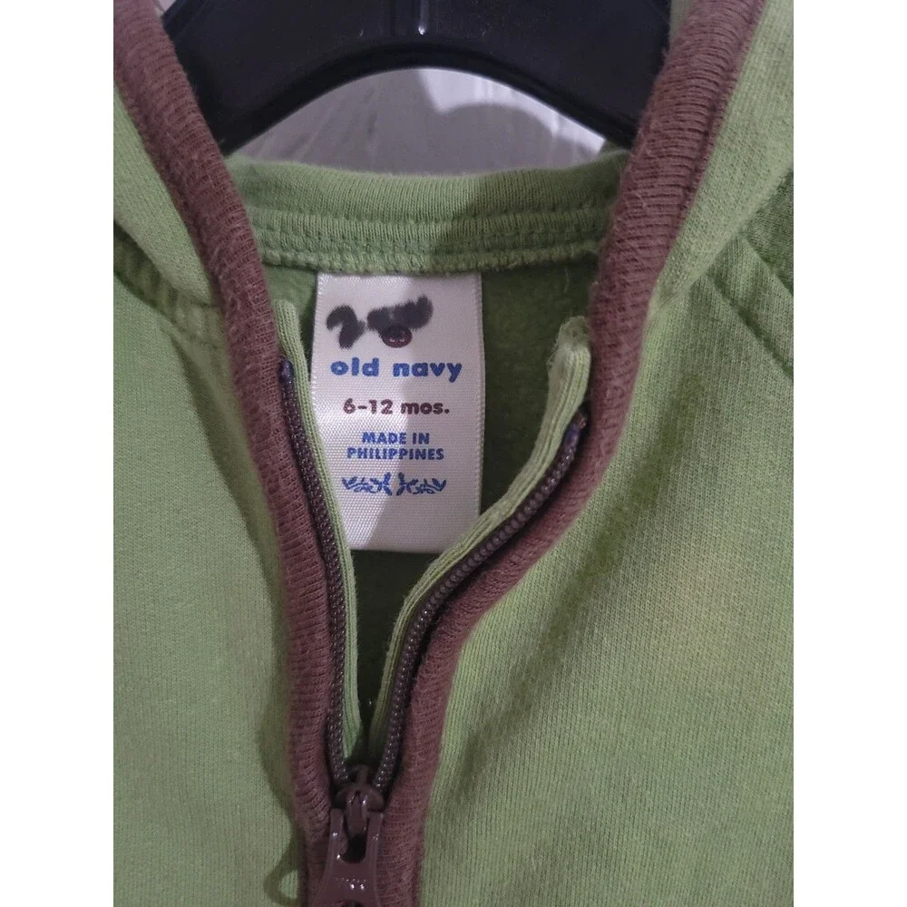 Infants Old Navy jacket 6 - 12 months